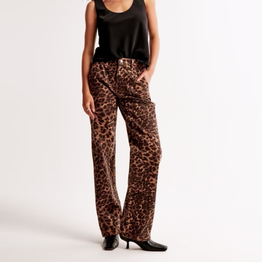 Abercrombie & Fitch Mid Rise Slouchy Jean Curve Love